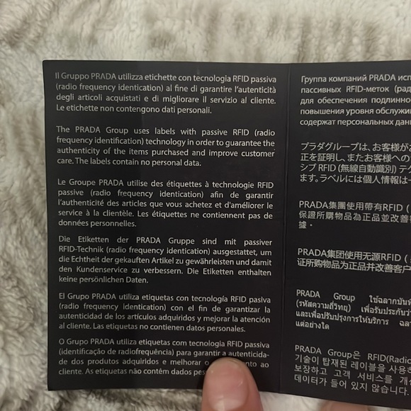 Prada purse - Picture 4 of 4